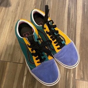 COPY - Vans only worms once